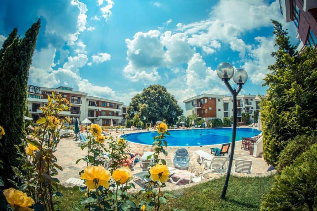 Messambria Fort Beach - Premium Apartments Elenite Exterior foto